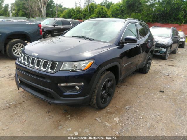 3C4NJDBB9JT418795 Jeep Compass Latitude 4x4