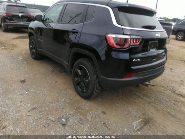 3C4NJDBB9JT418795 Jeep Compass Latitude 4x4