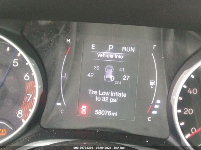 3C4NJDBB9JT418795 Jeep Compass Latitude 4x4