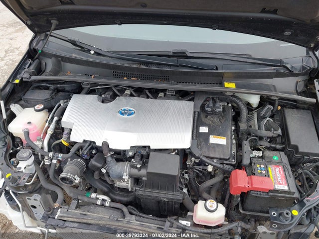 Toyota Prius Three 2018 JTDKARFU5J3552484 Image 10