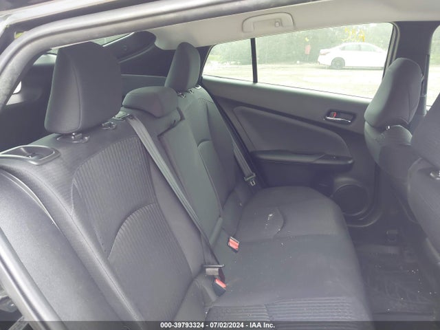 Toyota Prius Three 2018 JTDKARFU5J3552484 Image 8
