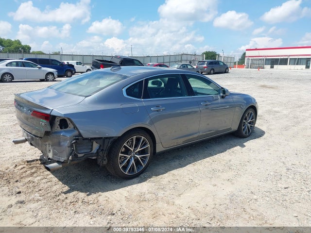 Volvo S90 T5 Momentum 2018 LVY982MK3JP028738 Image 4