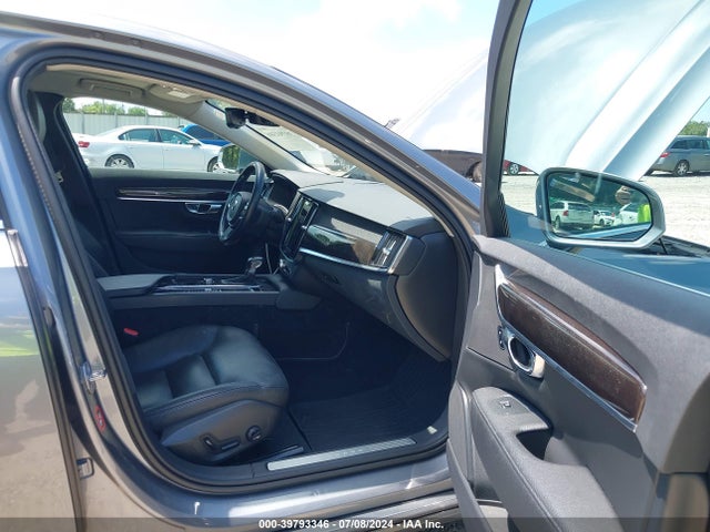 Volvo S90 T5 Momentum 2018 LVY982MK3JP028738 Image 5