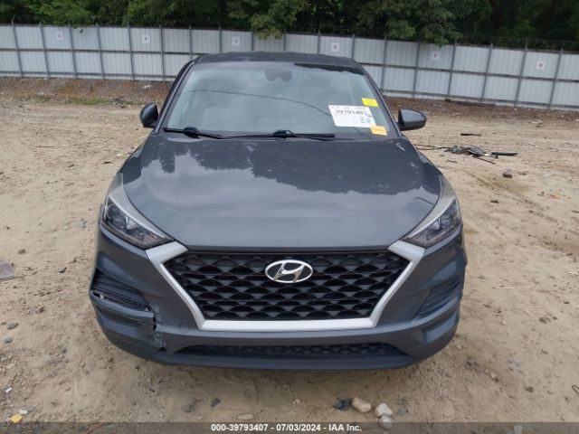 KM8J23A48KU932875 Hyundai TUCSON SE