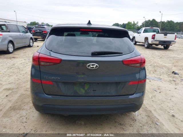 KM8J23A48KU932875 Hyundai TUCSON SE