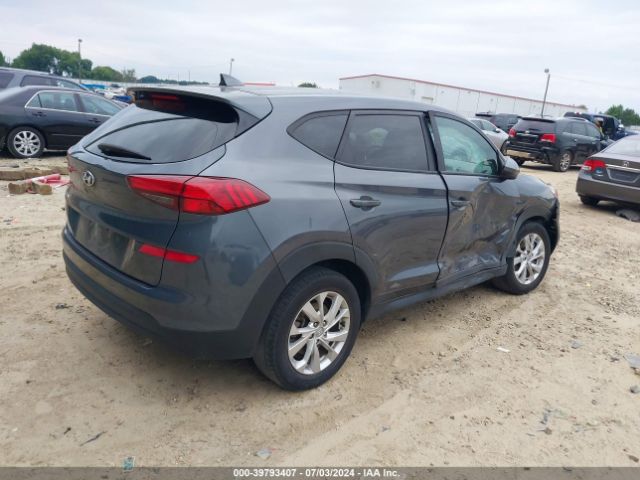 KM8J23A48KU932875 Hyundai TUCSON SE