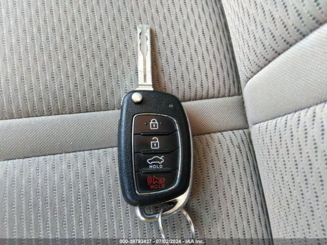 5NPE24AFXJH683582 Hyundai SONATA SE