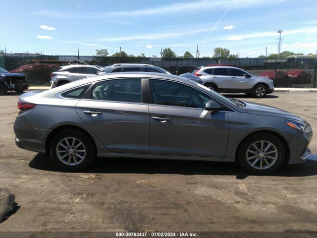5NPE24AFXJH683582 Hyundai SONATA SE