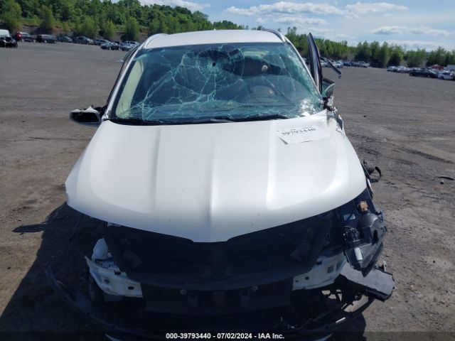 5LMCJ2D91HUL51561 Lincoln MKC SELECT
