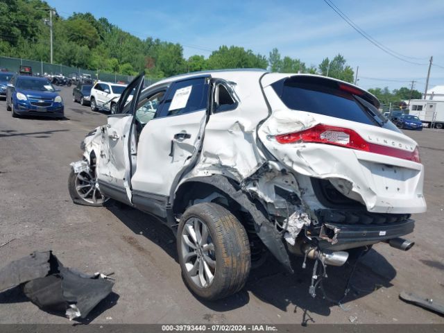 5LMCJ2D91HUL51561 Lincoln MKC SELECT