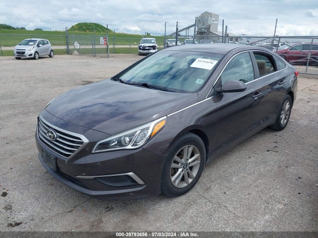 Hyundai SONATA SE 2016 5NPE24AF1GH366766 Image 2