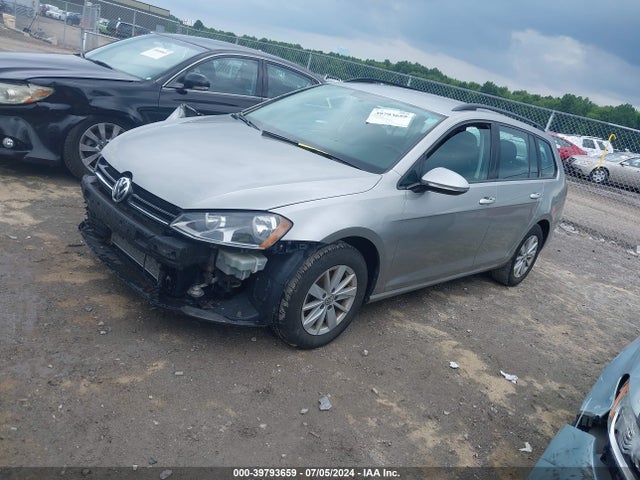 3VWC17AU3GM502932 Volkswagen Golf Sportwagen Tsi S 4-door