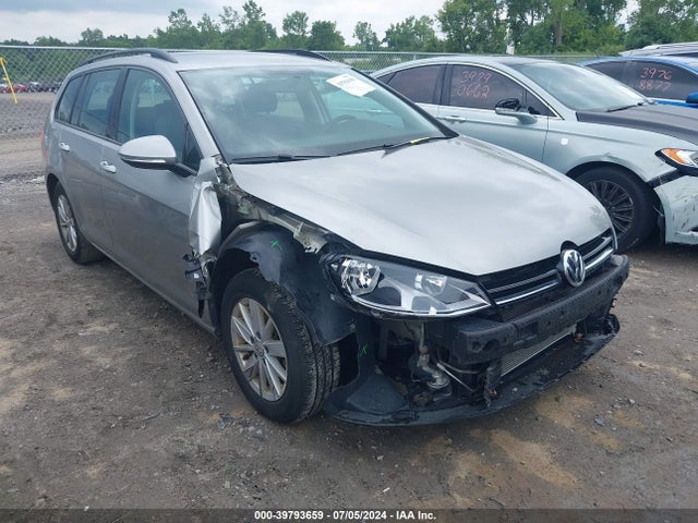 3VWC17AU3GM502932 Volkswagen Golf Sportwagen Tsi S 4-door