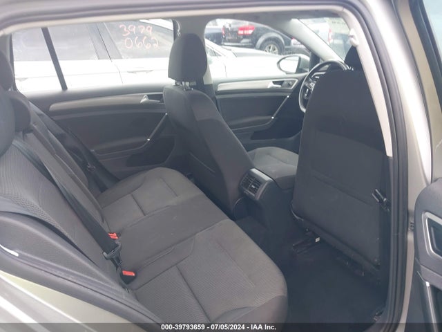 3VWC17AU3GM502932 Volkswagen Golf Sportwagen Tsi S 4-door