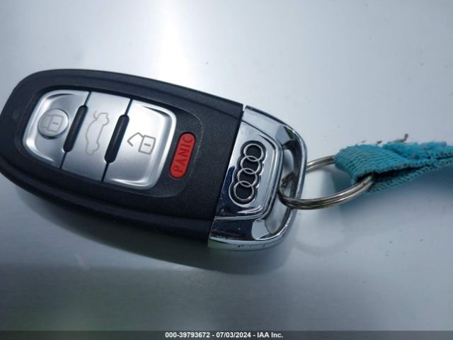 WA1CFAFP2FA007826 Audi Q5 2.0t Premium