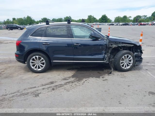 WA1CFAFP2FA007826 Audi Q5 2.0t Premium
