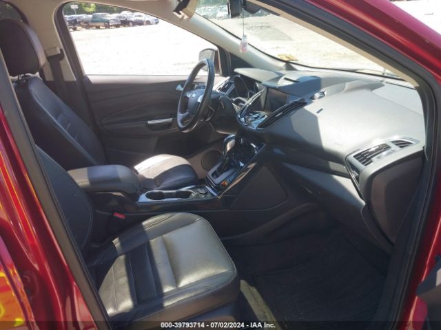1FMCU9J92EUB91029 Ford Escape Titanium