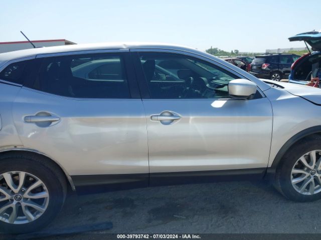 JN1BJ1AV4MW562575 Nissan Rogue Sport S Fwd Xtronic Cvt