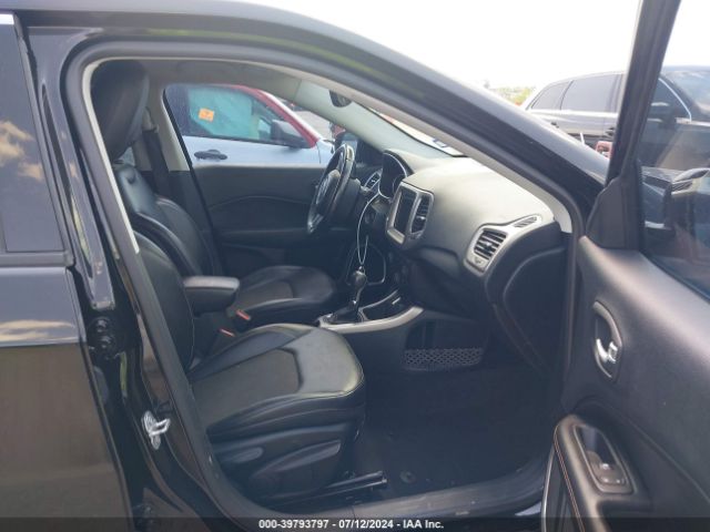 3C4NJCBB5HT629528 Jeep New Compass Latitude Fwd