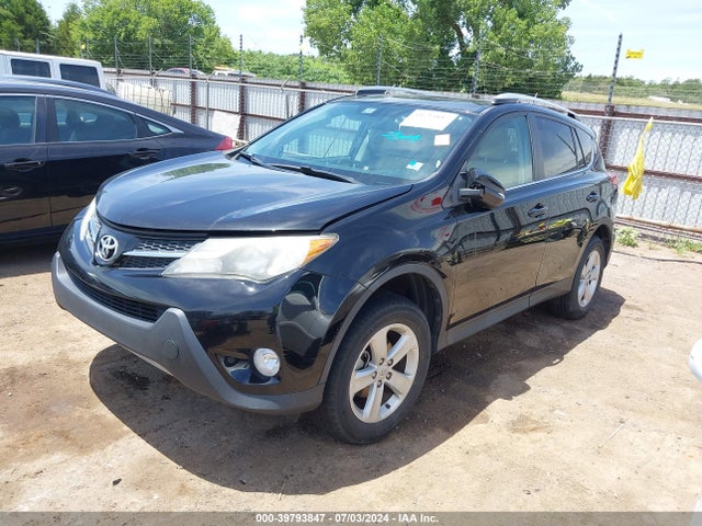 Toyota Rav4 Xle 2014 2T3WFREV0EW118733 Image 2