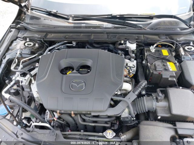 JM1BPAKM1P1617082 Mazda Mazda3 2.5 S Select