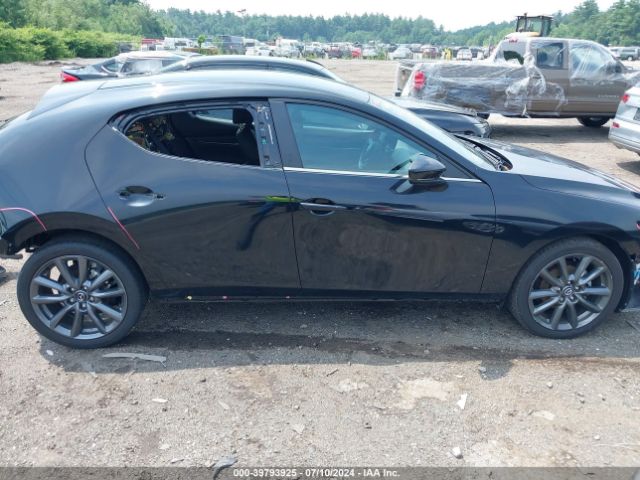 JM1BPAKM1P1617082 Mazda Mazda3 2.5 S Select