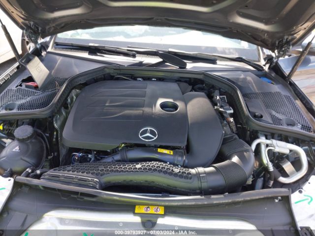 W1KWF8DB8MR649880 Mercedes-Benz C 300 Sedan