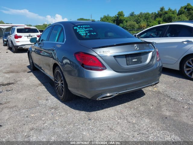 W1KWF8DB8MR649880 Mercedes-Benz C 300 Sedan