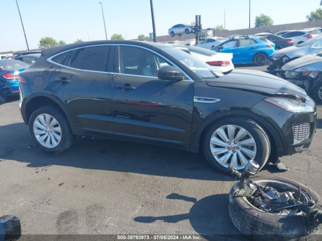SADFP2FX6J1Z05610 Jaguar E-PACE SE