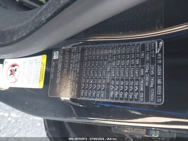 SADFP2FX6J1Z05610 Jaguar E-PACE SE
