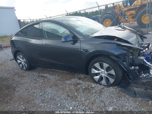 7SAYGDED0RF096263 Tesla Model Y Long Range/rwd