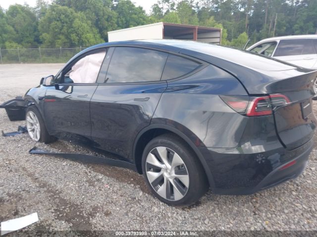 7SAYGDED0RF096263 Tesla Model Y Long Range/rwd
