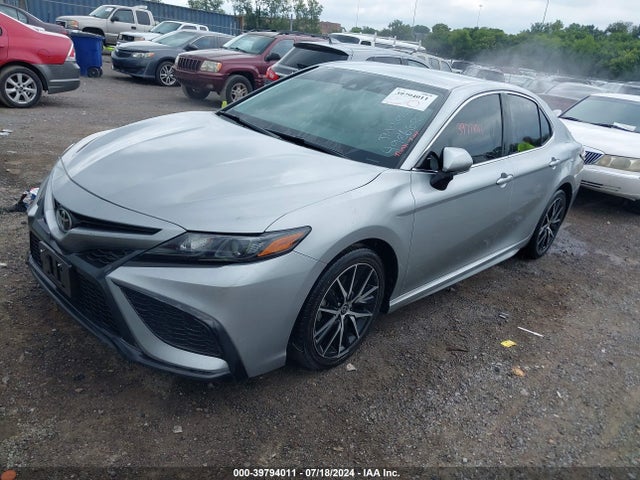 Toyota CAMRY SE 2022 4T1G11AK8NU498669 Image 2