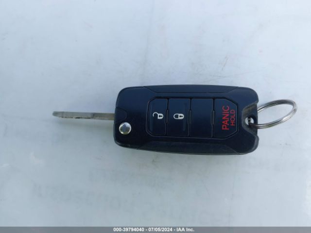 ZACCJABT0FPB27731 Jeep Renegade Latitude