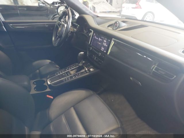2021 PORSCHE MACAN WP1AF2A5XMLB60561 Photo 4