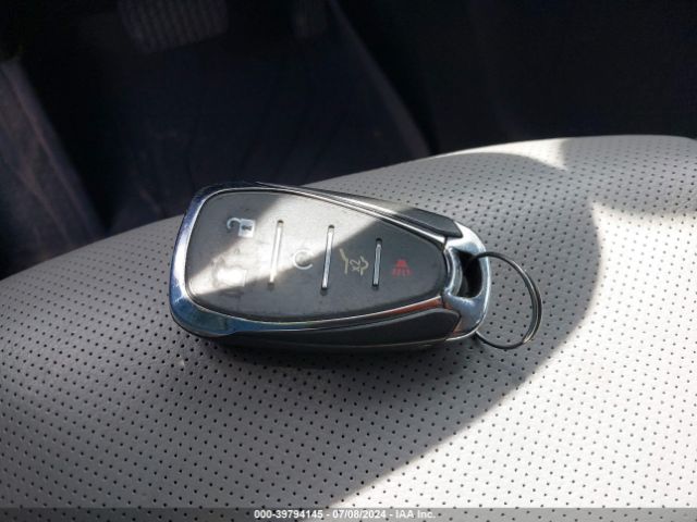 3GNAXNEX9JS504387 Chevrolet Equinox Premier