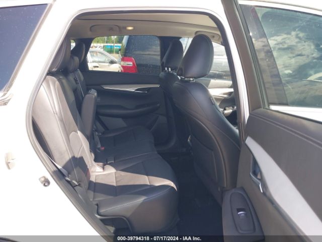 3PCAJ5M17KF129052 Infiniti Qx50 Luxe