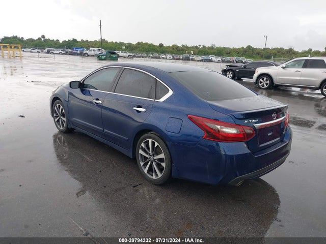 Nissan Altima 2.5 Sr 2017 1N4AL3AP7HN313382 Image 3