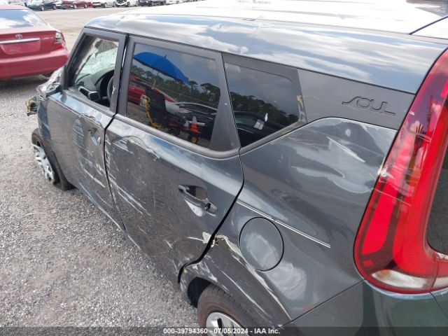 KNDJ23AU8M7764242 KIA SOUL LX