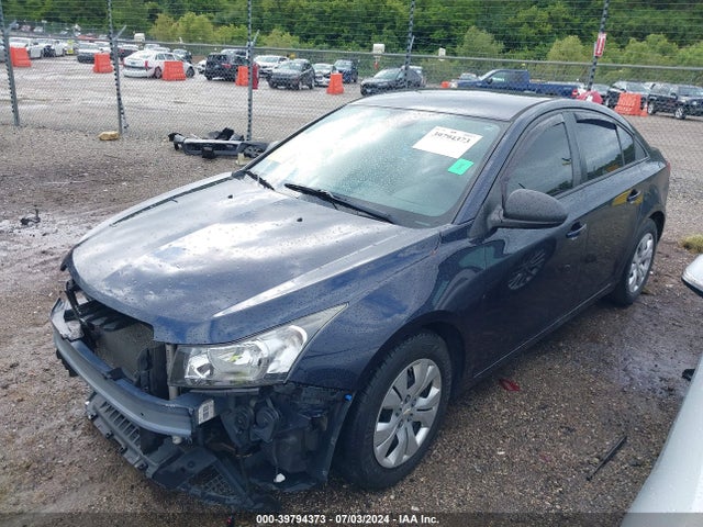 Chevrolet Cruze Ls Auto 2015 1G1PA5SH5F7171458 Image 2