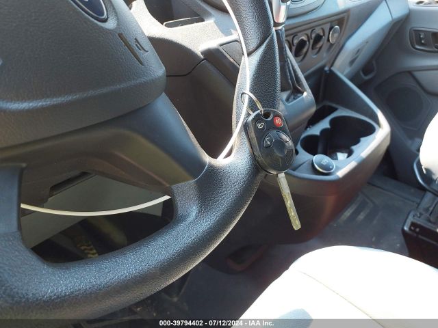 1FTYE2CM1KKA16360 Ford Transit-150