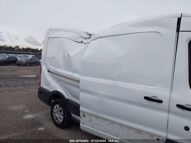1FTYE2CM1KKA16360 Ford Transit-150