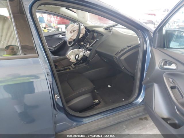 1FADP3M25JL220783 Ford FOCUS SEL