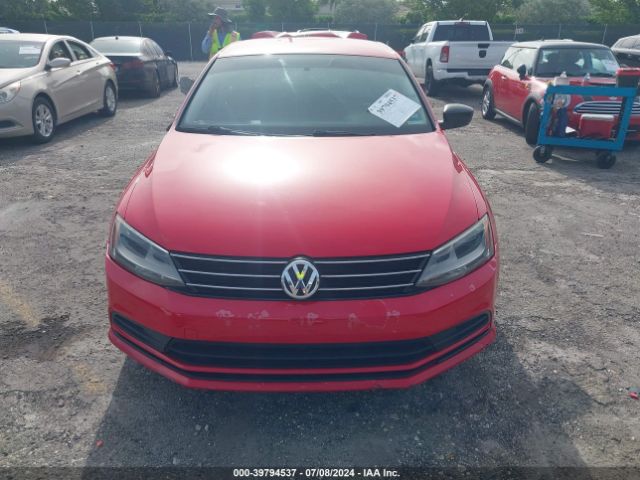 3VWD17AJ0FM234138 Volkswagen Jetta 1.8t Se