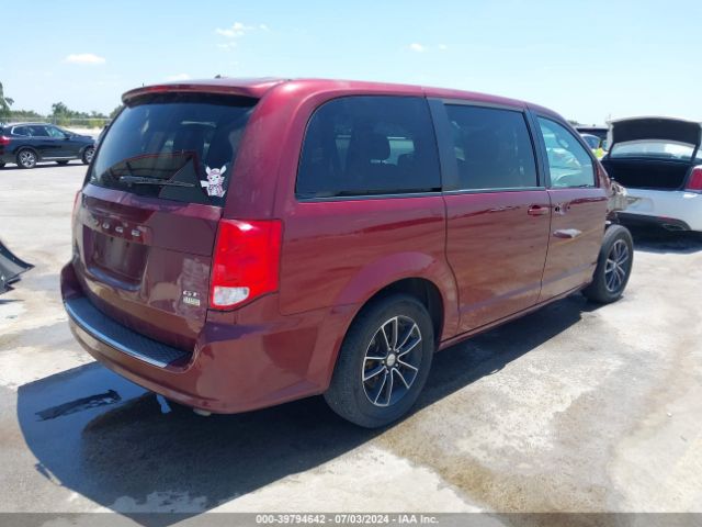 2C4RDGEG2JR196217 Dodge Grand Caravan Gt