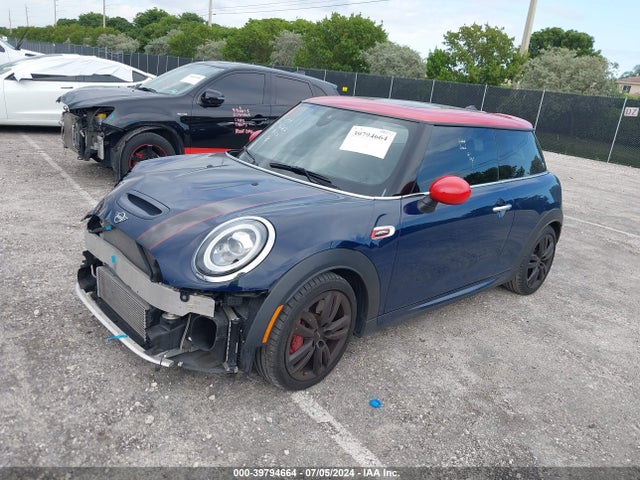 2019 MINI HARDTOP WMWXM9C59K2F66387 Photo 1