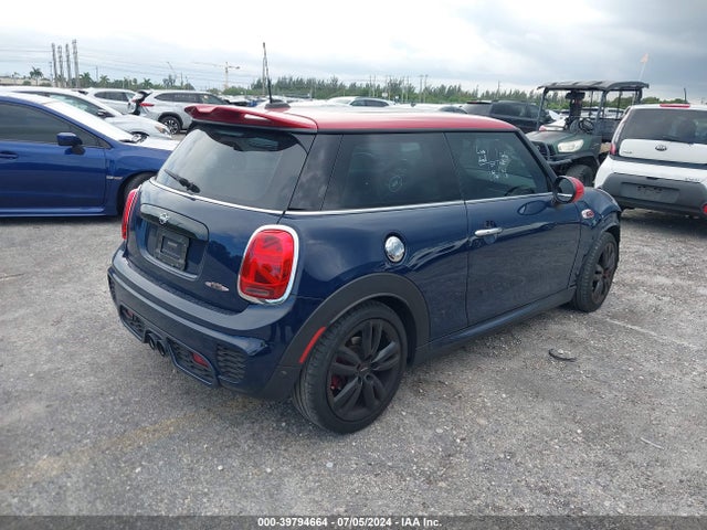 2019 MINI HARDTOP WMWXM9C59K2F66387 Photo 3