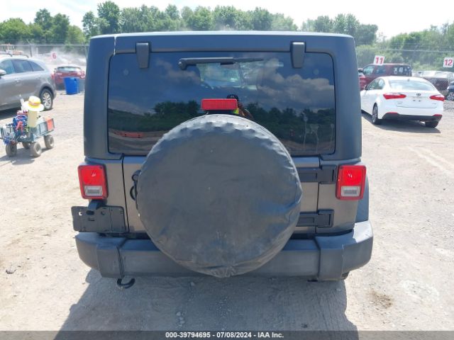 1C4BJWDG2GL348486 Jeep Wrangler Unlimited Sport