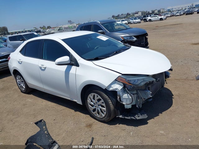 Toyota COROLLA LE 2017 5YFBURHE7HP683804 головне зображення