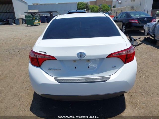 Toyota COROLLA LE 2017 5YFBURHE7HP683804 Image 17